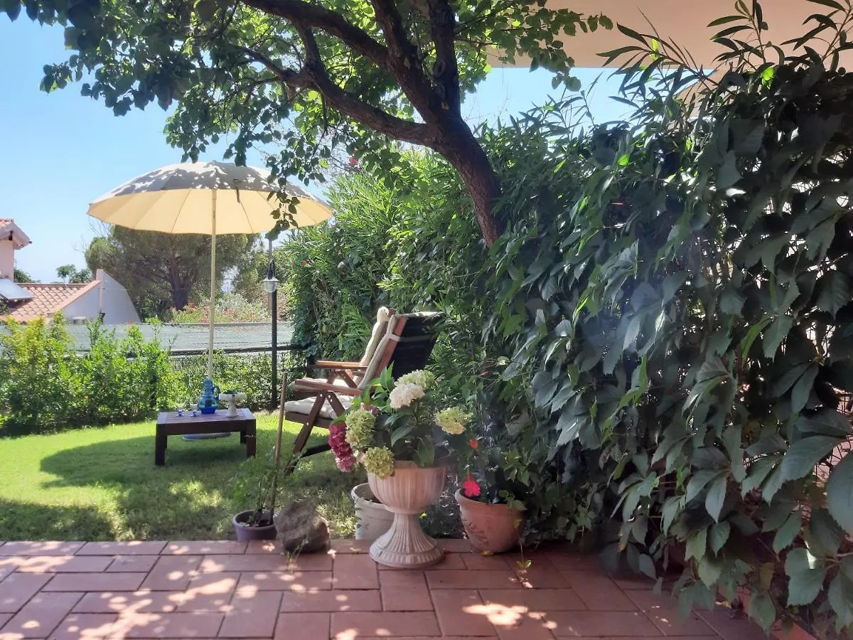 Casa Azzurra - Casa Con Giardino Privato A Costa Rei A Due Passi Dal Mare Villa 0*,